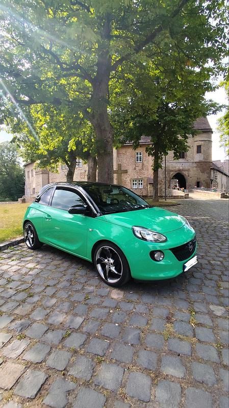 Grün Gebraucht 2015 Opel Adam Kleinwagen | 6.800 € (Fairer Preis) - Bild 1/4