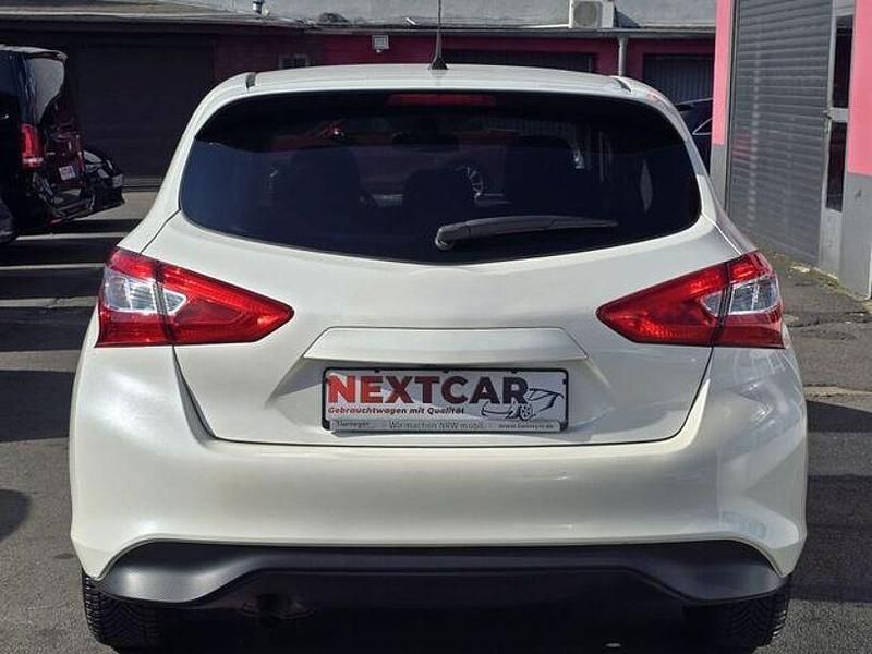 Gebraucht Nissan Pulsar Acenta 110 PS (80 kW) 2017 Weiß Kleinwagen