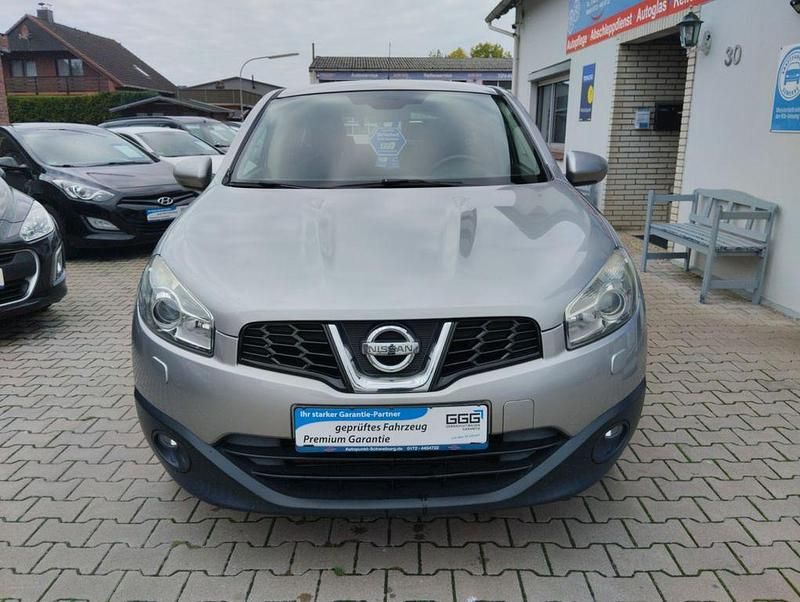 Gebraucht Nissan Qashqai 103 PS (75 kW) 2010 Silber SUV