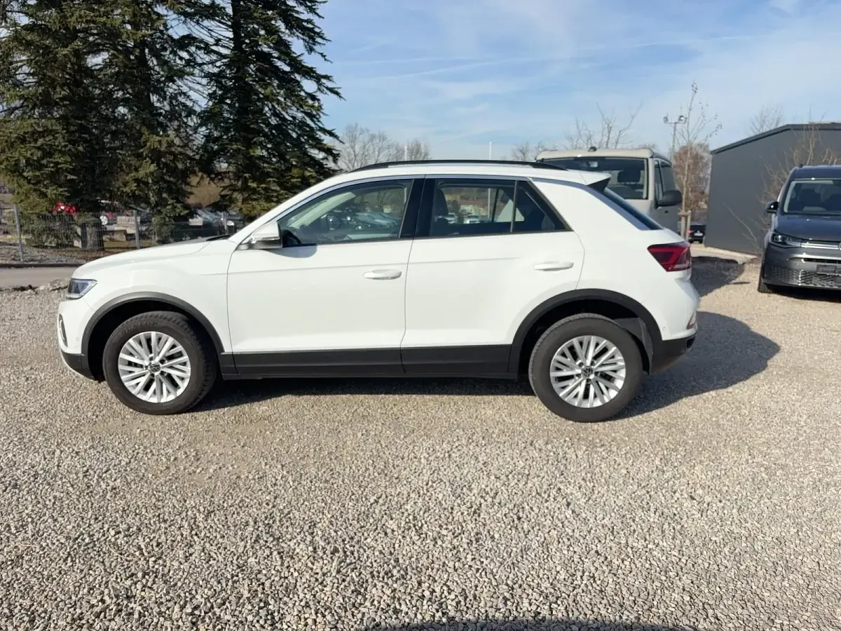 Gebraucht VW T-Roc Life 150 PS (110 kW) 2023 Weiß SUV