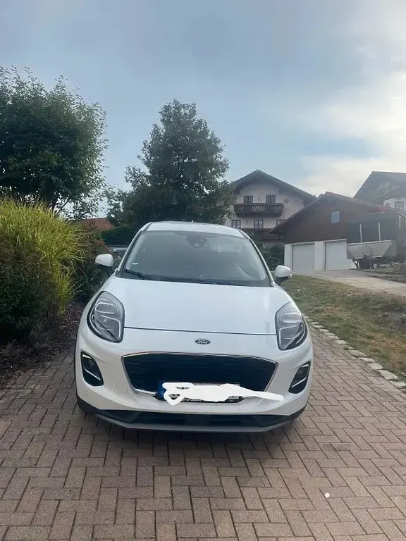 Gebraucht Ford Puma Titanium 125 PS (91 kW) 2022 Weiß SUV