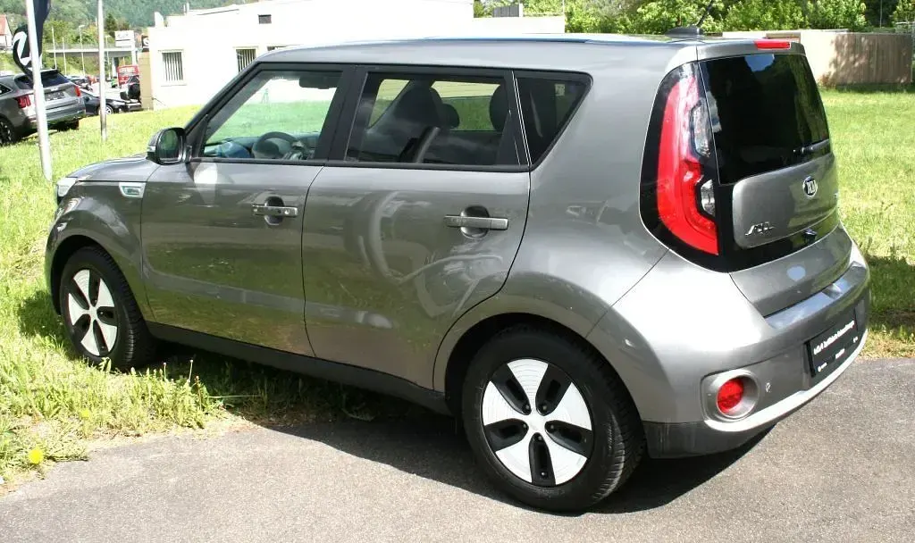 Gebraucht Kia Soul Play 80 kW (110 PS) 2018 Silber SUV