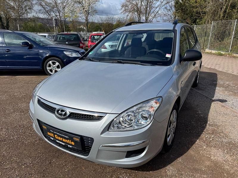 Gebraucht Hyundai i30 Classic 126 PS (92 kW) 2009 Silber Kombi