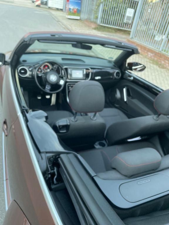 Gebraucht VW Beetle Sound 105 PS (77 kW) 2017 Braun Kleinwagen