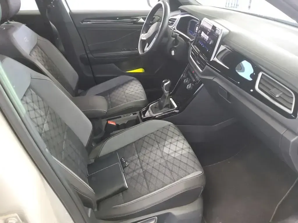 Gebraucht VW T-Roc R-line 110 PS (80 kW) 2024 Grau SUV