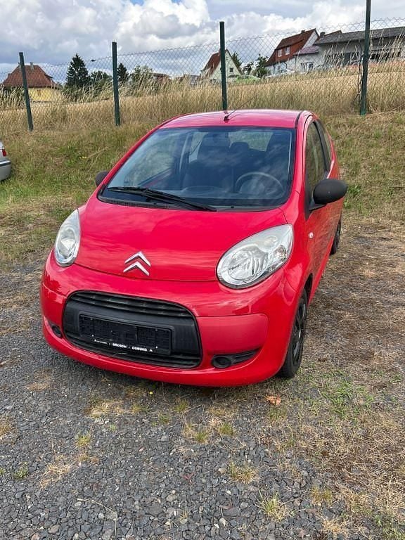 Rot Gebraucht 2011 Citroën C1 Kleinwagen | 2.350 € (Fairer Preis) - Bild 1/4