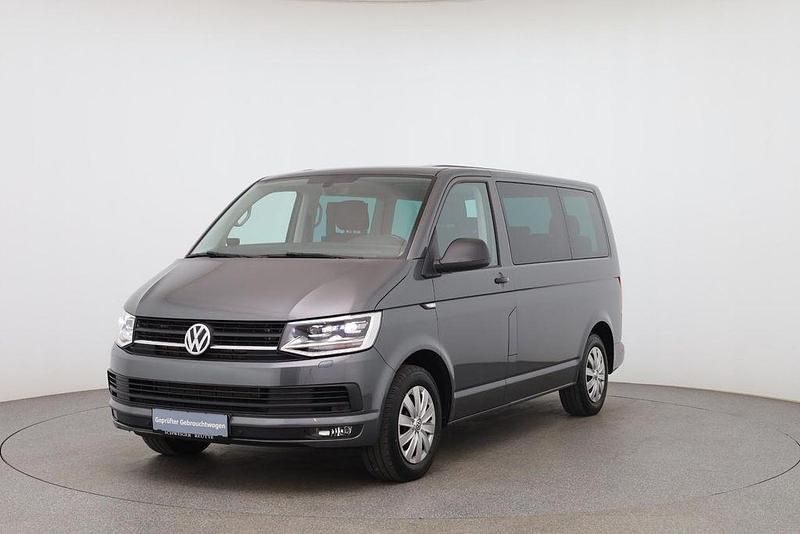 Second-hand VW Multivan Trendline 150 CP (110 kW) 2015 Gri Monovolum