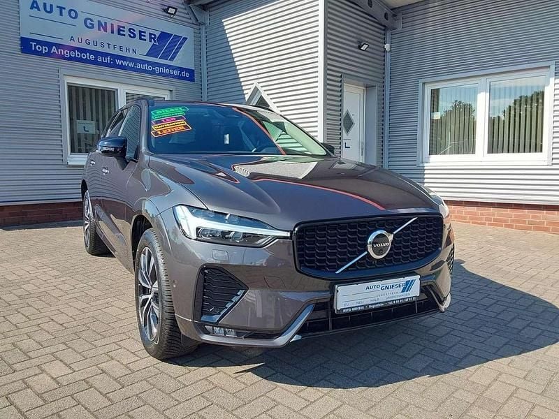 Grau Gebraucht 2023 Volvo XC60 Plus SUV | 43.900 € (Fairer Preis) - Bild 1/4