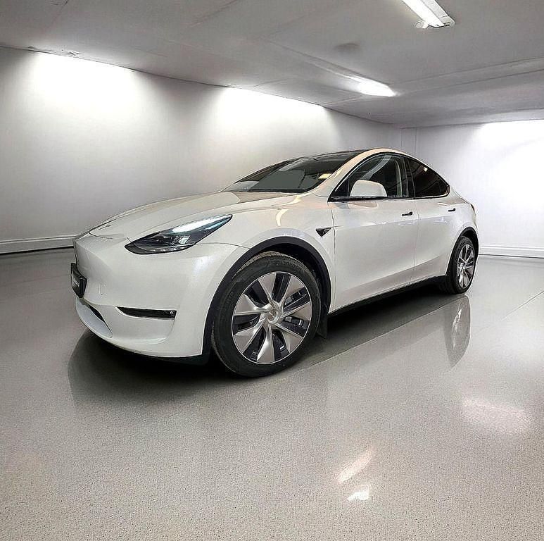 Gebraucht Tesla Model Y 366 kW (498 PS) 2022 Weiß SUV