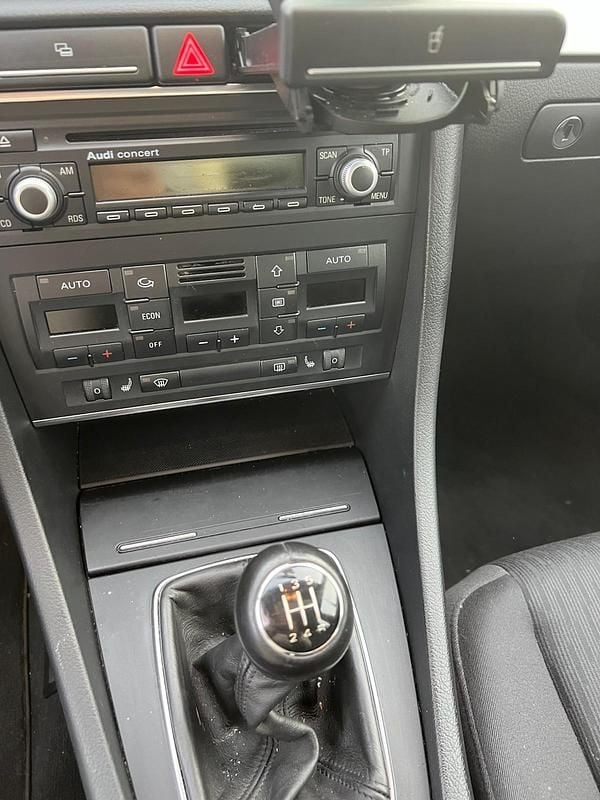 Usata Audi A4 131 CV (96 kW) 2006 Andere farben Berlina