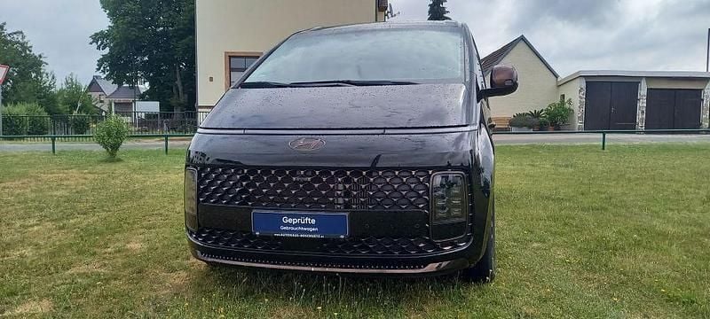Abyss black Gebraucht 2022 Hyundai Staria Signature Van | 42.000 € (Guter Preis) - Bild 1/4
