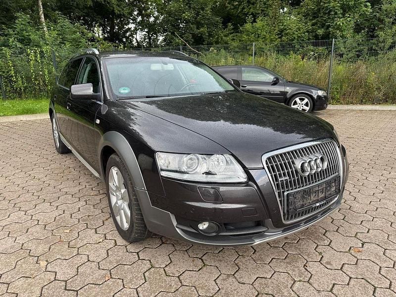 Grau Gebraucht 2006 Audi A6 Allroad Comfort Kombi | 2.400 € (Superpreis) - Bild 1/4
