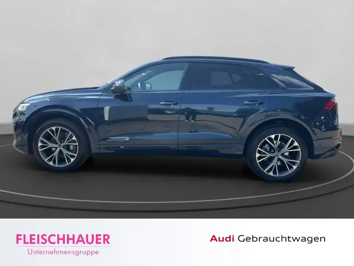 Gebraucht Audi Q8 S-Line 340 PS (250 kW) 2024 Blau SUV