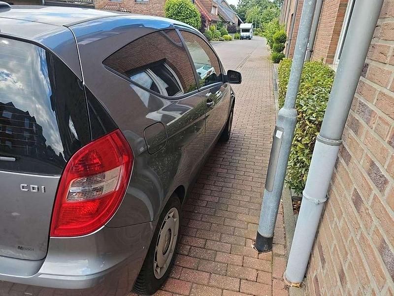 Gebraucht Mercedes A180 109 PS (80 kW) 2009 Van / Kleinbus