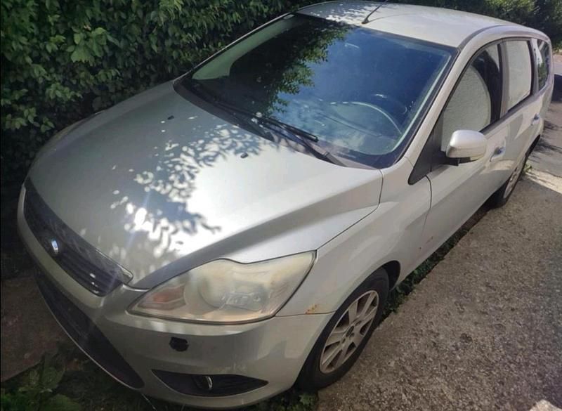 Grau Gebraucht 2008 Ford Focus Kombi | 799 € (Superpreis) - Bild 1/3