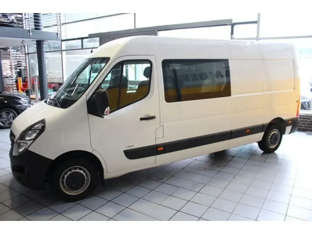 Gebraucht Opel Movano 136 PS (100 kW) 2021 Mineral/polar weiss (055p) Van