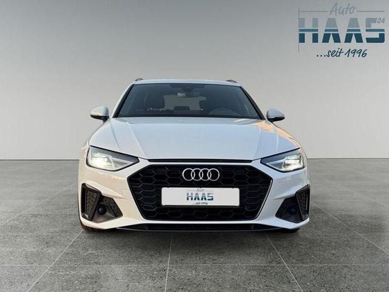Second-hand Audi A4 S-Line 163 CP (119 kW) 2022 Alb Break