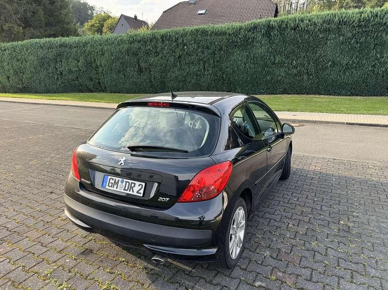Gebraucht Peugeot 207 109 PS (80 kW) 2006 Limousine