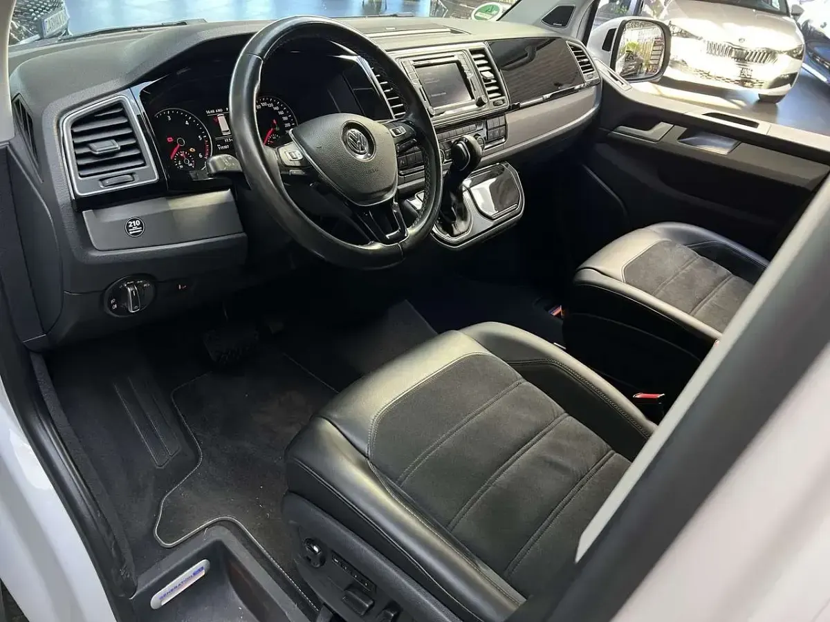 Usata VW T6 204 CV (150 kW) 2017 Bianco Furgone