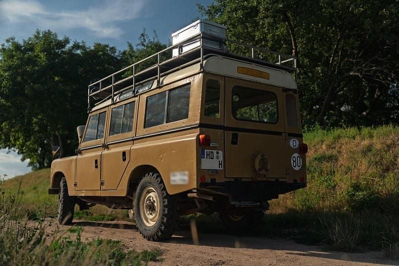 Gebraucht Land Rover 2 75 PS (55 kW) 1974 Gelb SUV