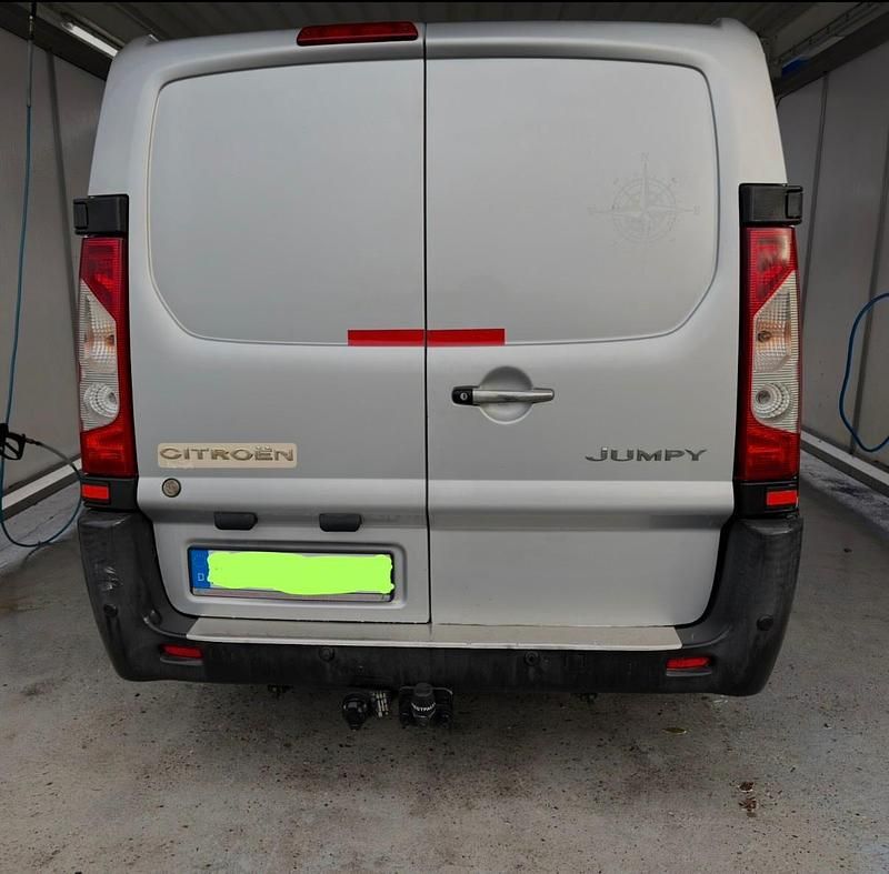 Gebraucht Citroën Jumpy 90 PS (66 kW) 2010 Silber Van / Kleinbus