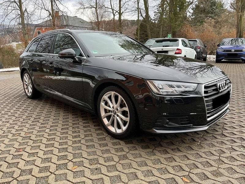 Schwarz Gebraucht 2017 Audi A4 Sport Kombi | 17.750 € (Guter Preis) - Bild 1/4