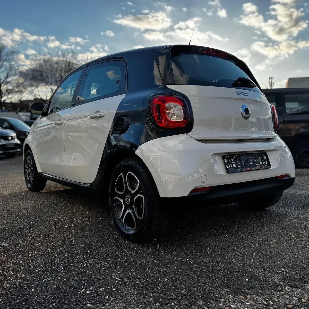 Gebraucht Smart ForFour 71 PS (52 kW) 2018 Schwarz Kleinwagen