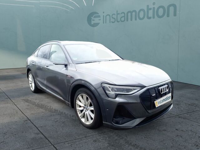 Grau Gebraucht 2021 Audi e-tron Sportback S-Line SUV | 60.890 € - Bild 1/2