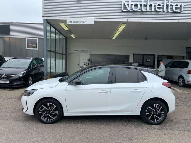 Arktis weiß Neu 2024 Opel Corsa Kleinwagen | 19.890 € (Etwas zu teuer) - Bild 1/4