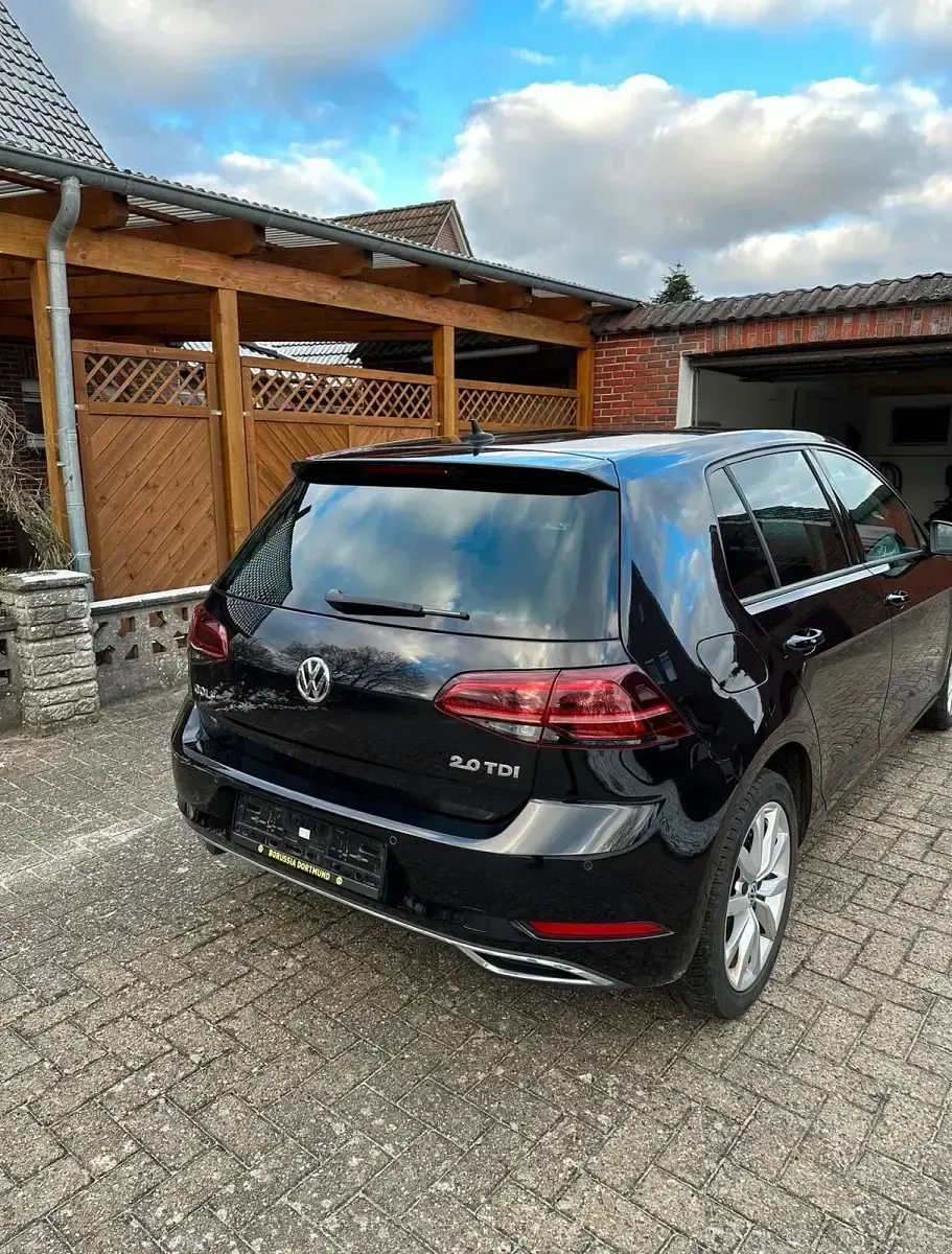 Gebraucht VW Golf VII Highline 150 PS (110 kW) 2017 Schwarz Kleinwagen