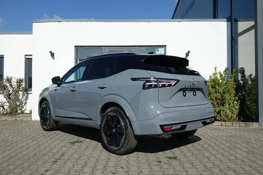 Neu Nissan Qashqai 158 PS (116 kW) 2026 Grau SUV