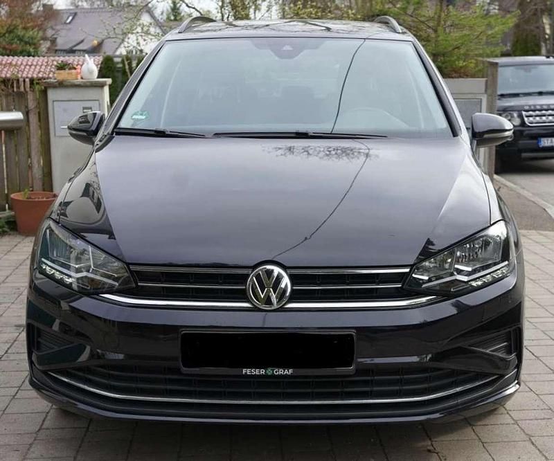 Gebraucht VW Golf VII IQ Drive 116 PS (85 kW) 2020 Schwarz Kombi