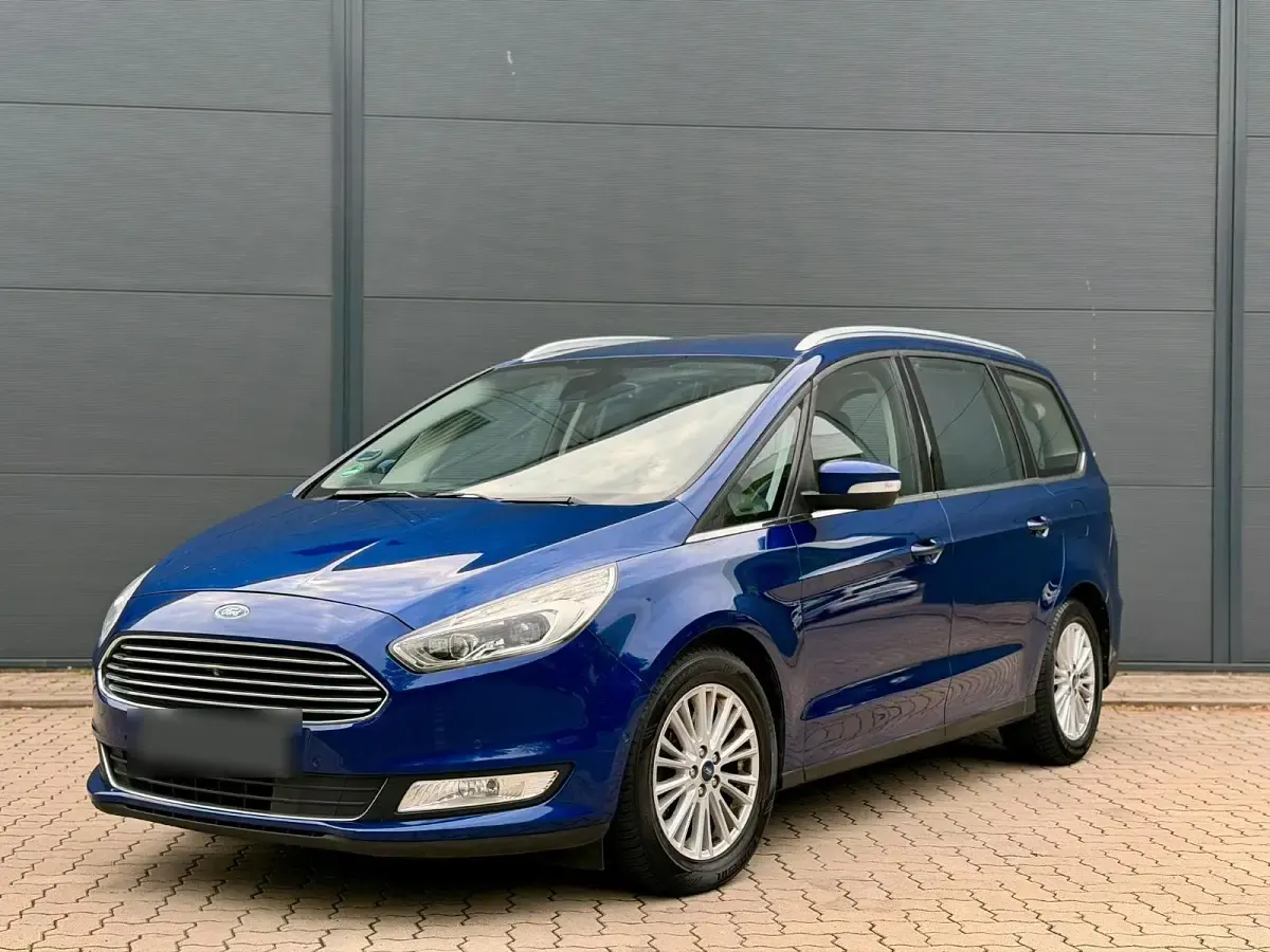 Gebraucht Ford Galaxy Titanium 179 PS (131 kW) 2017 Blau Van / Kleinbus