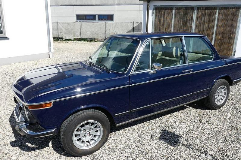 Blau Gebraucht 1974 BMW 1602 Limousine | 30.800 € - Bild 1/4