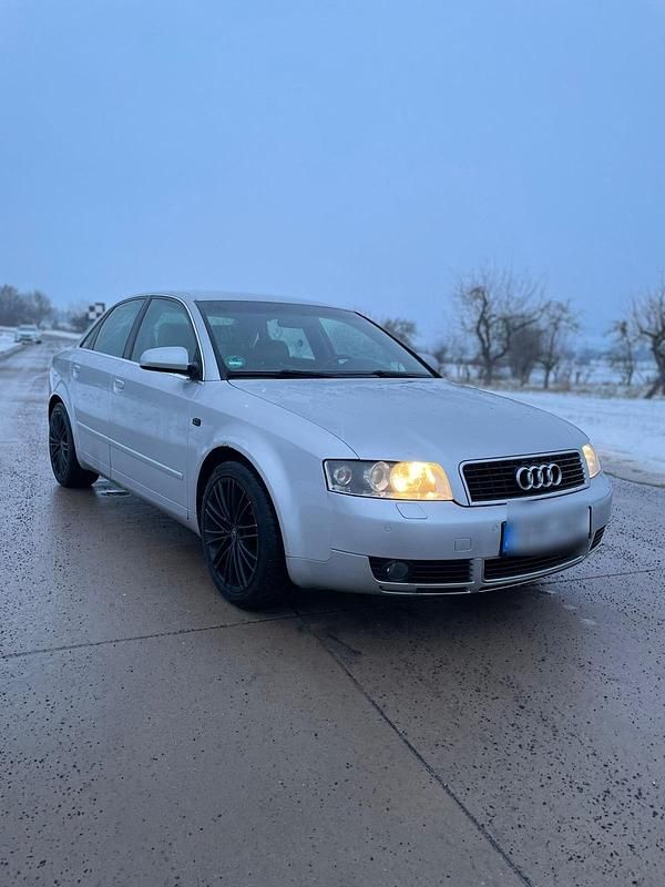 Gebraucht Audi A4 170 PS (125 kW) 2002 Silber Limousine