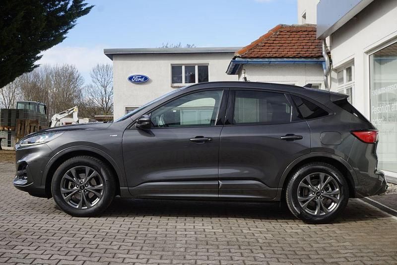 Gebraucht Ford Kuga ST-Line 150 PS (110 kW) 2020 Grau SUV
