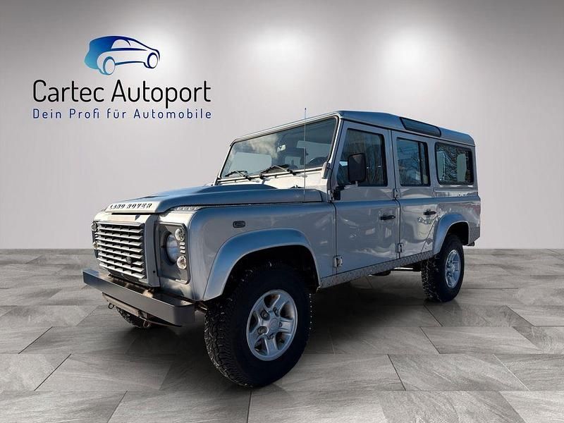 Gebraucht Land Rover Defender 122 PS (89 kW) 2012 Silber Kombi
