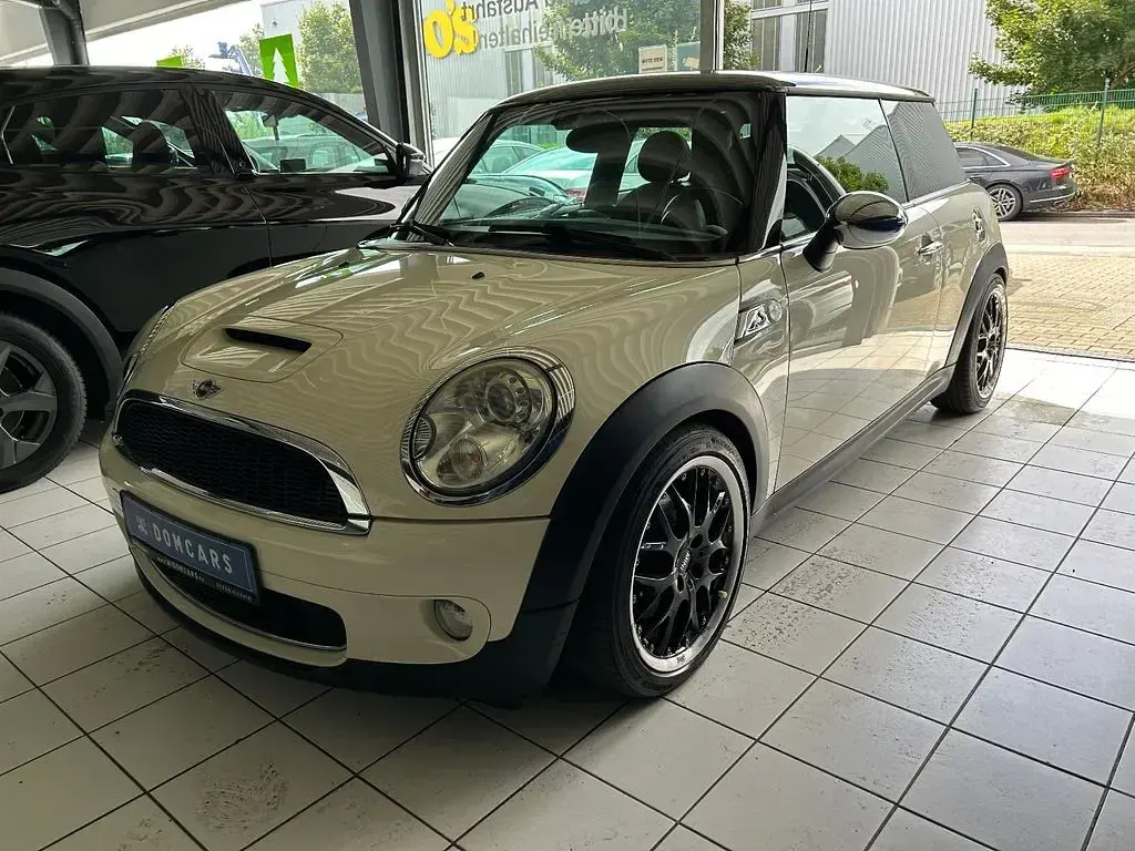 Usata Mini Cooper S 174 CV (127 kW) 2008 Bianco Utilitaria