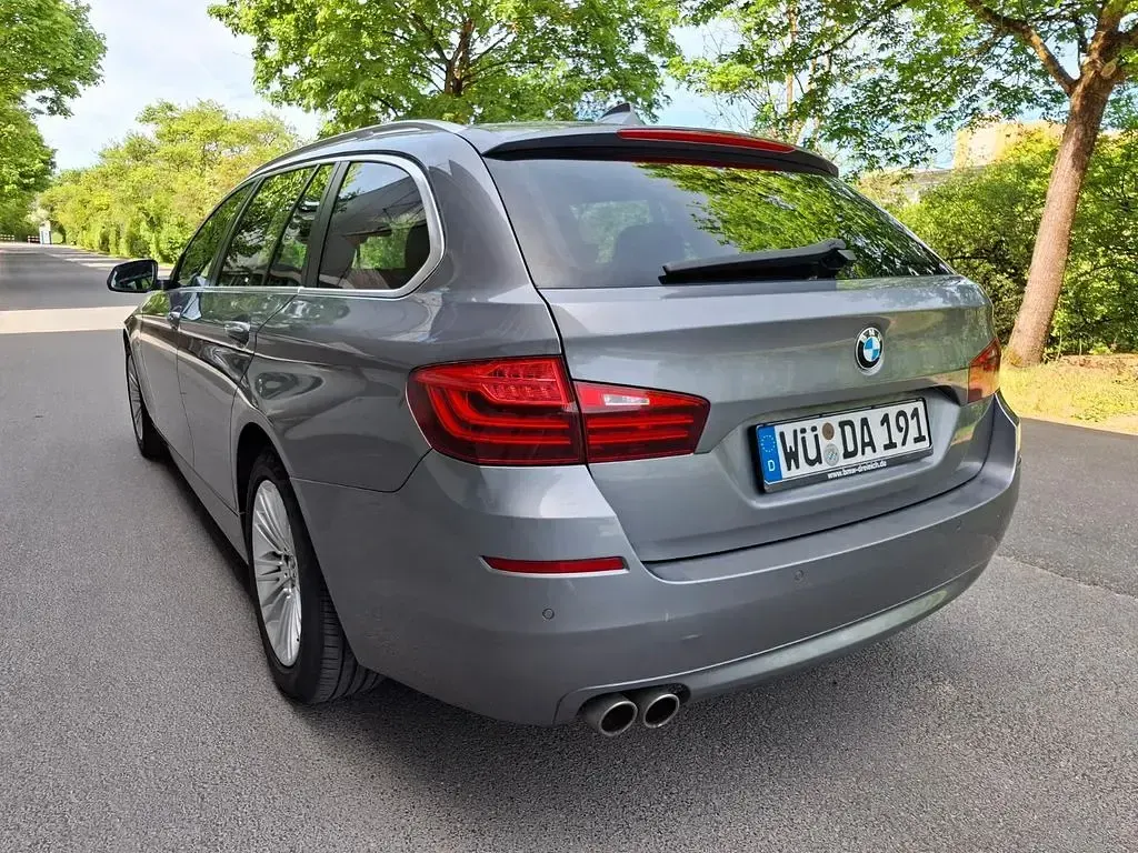 Gebraucht BMW 520 Sport Line 184 PS (135 kW) 2014 Grau Kombi