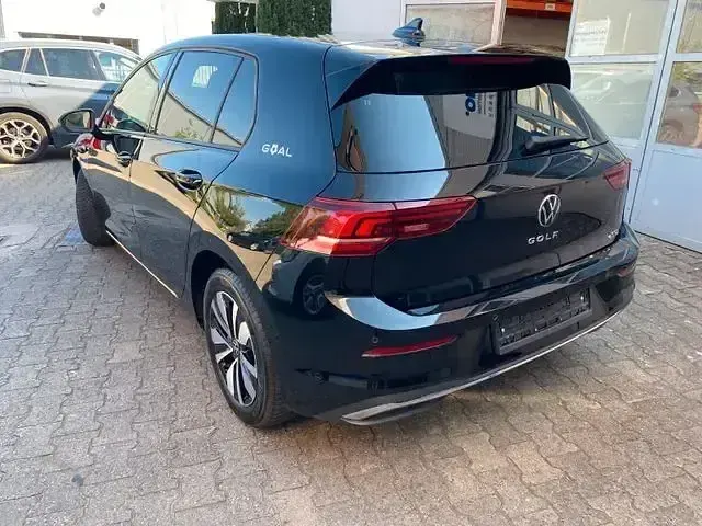 Gebraucht VW Golf VIII Goal 116 PS (85 kW) 2024 Schwarz Limousine