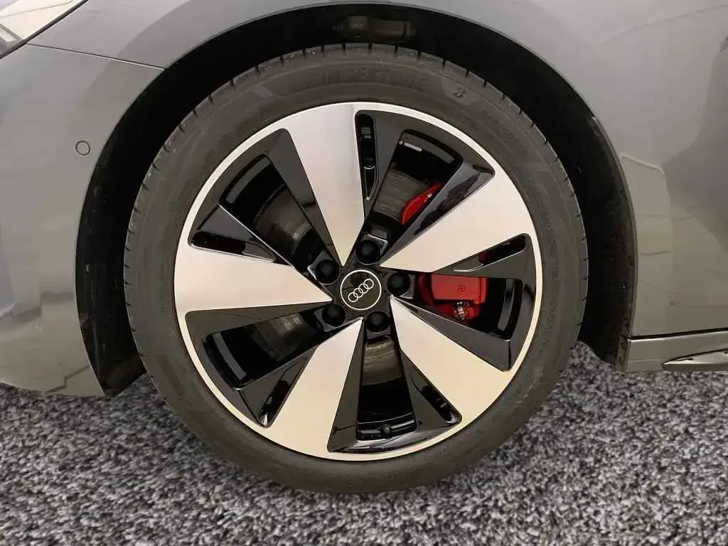 Gebraucht Audi A5 S-Line 299 PS (219 kW) 2025 Daytonagrau perleffekt Kombi