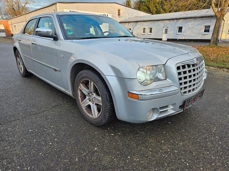 Gebraucht Chrysler 300C 177 PS (130 kW) 2010 Silber Limousine