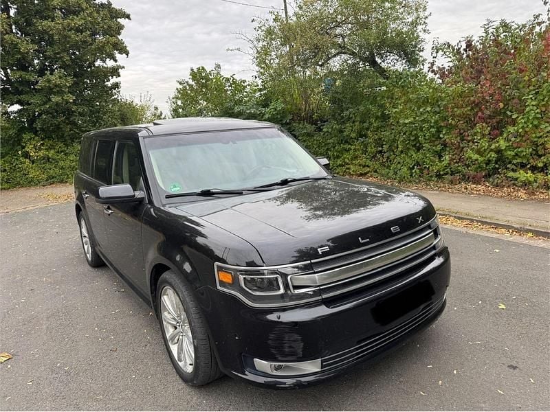 Schwarz Gebraucht 2015 Ford Flex SUV | 9.000 € - Bild 1/4