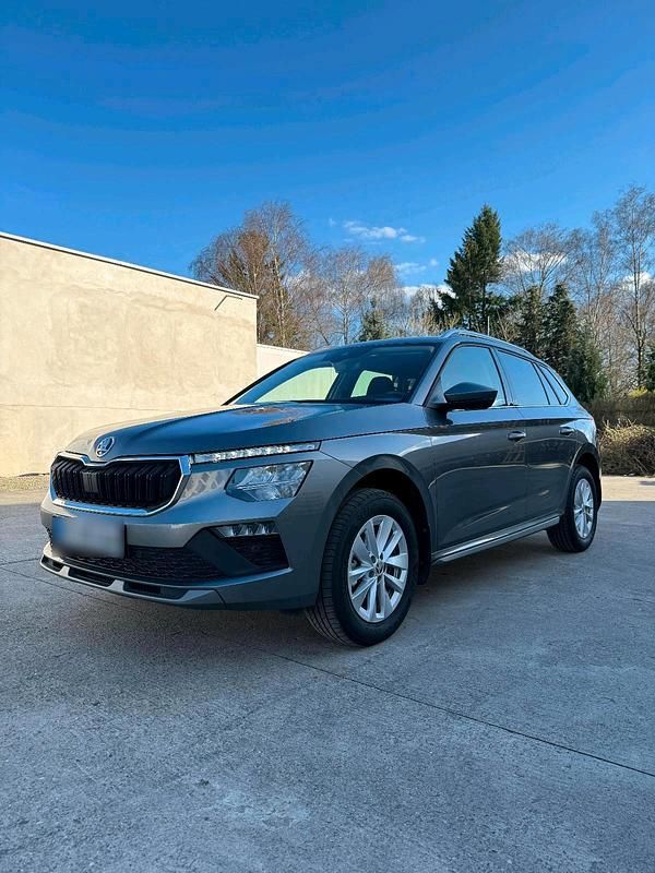 Gebraucht Skoda Kamiq 150 PS (110 kW) 2025 Grau SUV