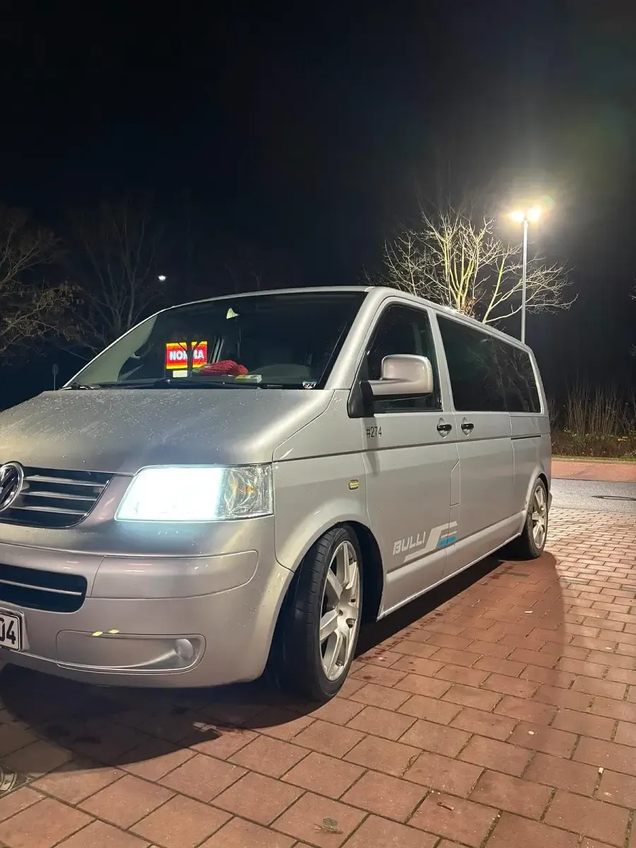 Gebraucht VW Transporter 131 PS (96 kW) 2008 Silber Van