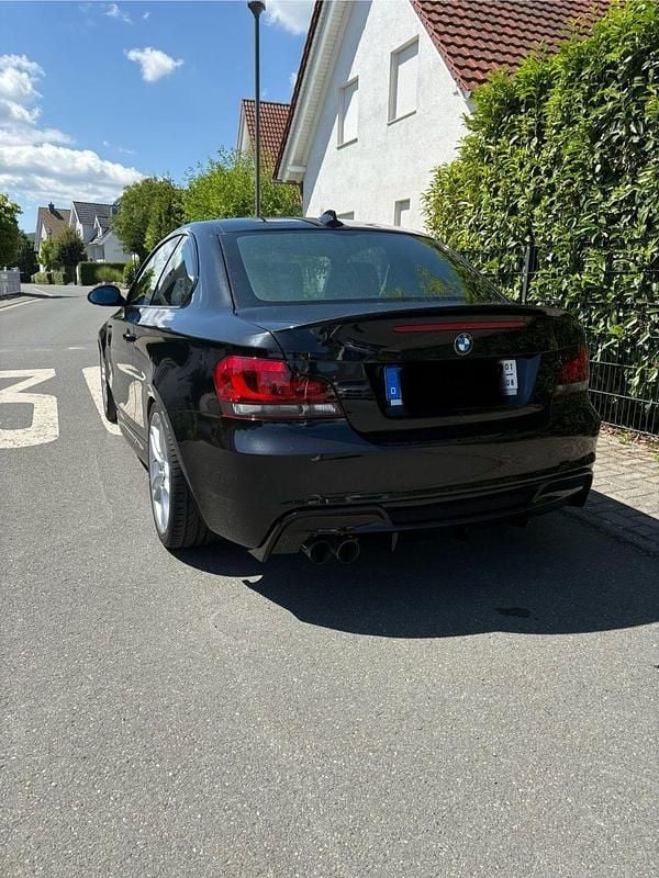 Schwarz Gebraucht 2008 BMW 125 Coupé M Performance Coupé | 14.000 € (Fairer Preis) - Bild 1/4