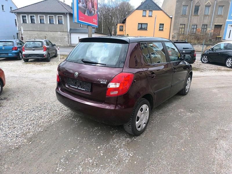 Gebraucht Skoda Fabia 86 PS (63 kW) 2010 Rot Kleinwagen