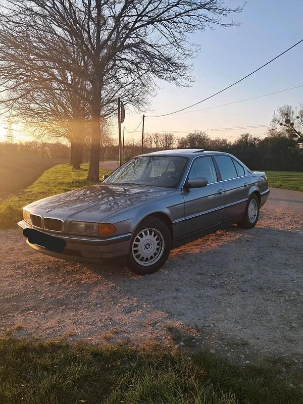 Gebraucht BMW 740 286 PS (210 kW) 1995 Grau Limousine