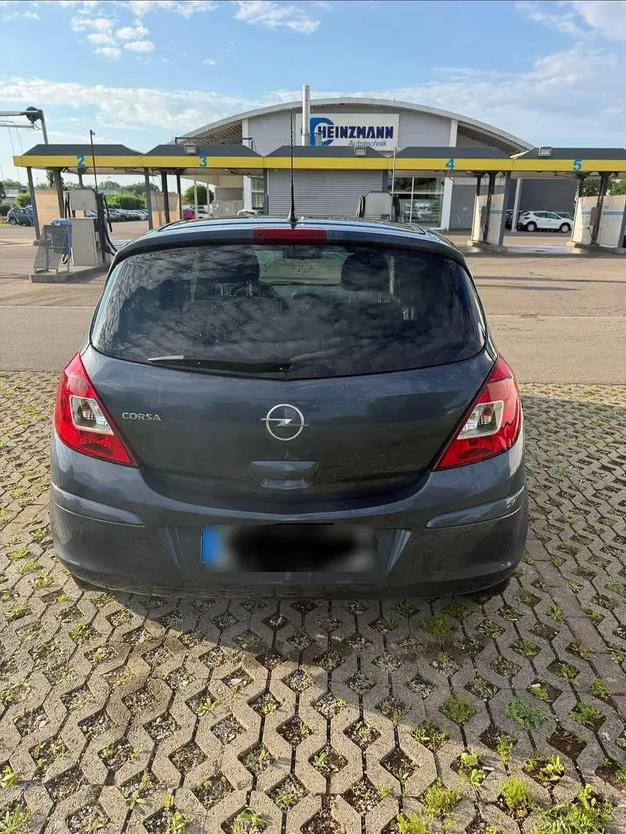 Gebraucht Opel Corsa Selection 87 PS (63 kW) 2010 Schwarz Kleinwagen