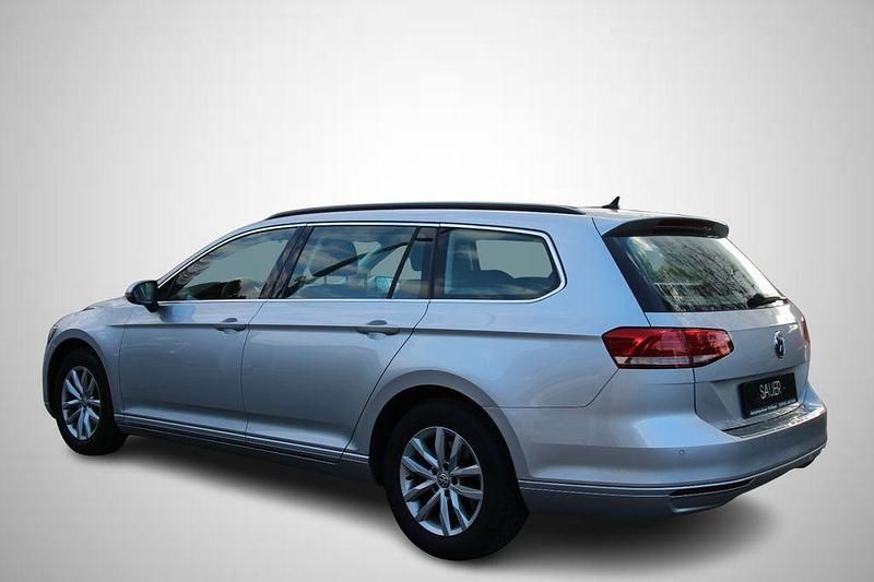Gebraucht VW Passat Comfortline 120 PS (88 kW) 2016 Silber Kombi
